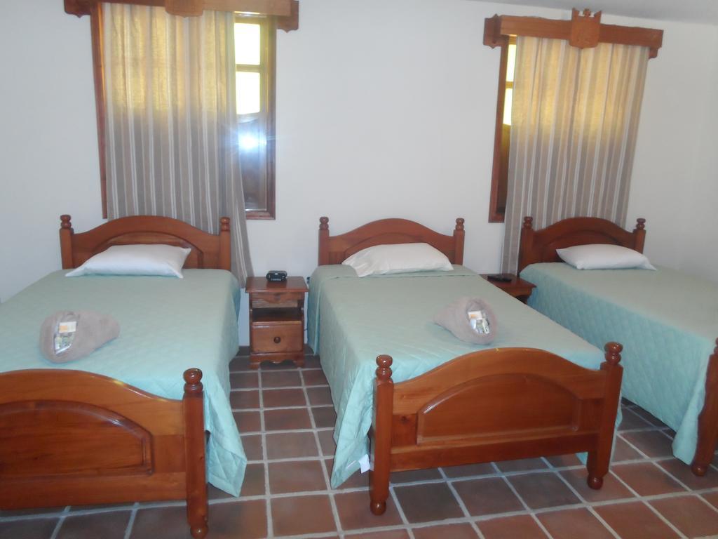 Hotel Gran Plaza Euromaya Antigua Habitación foto